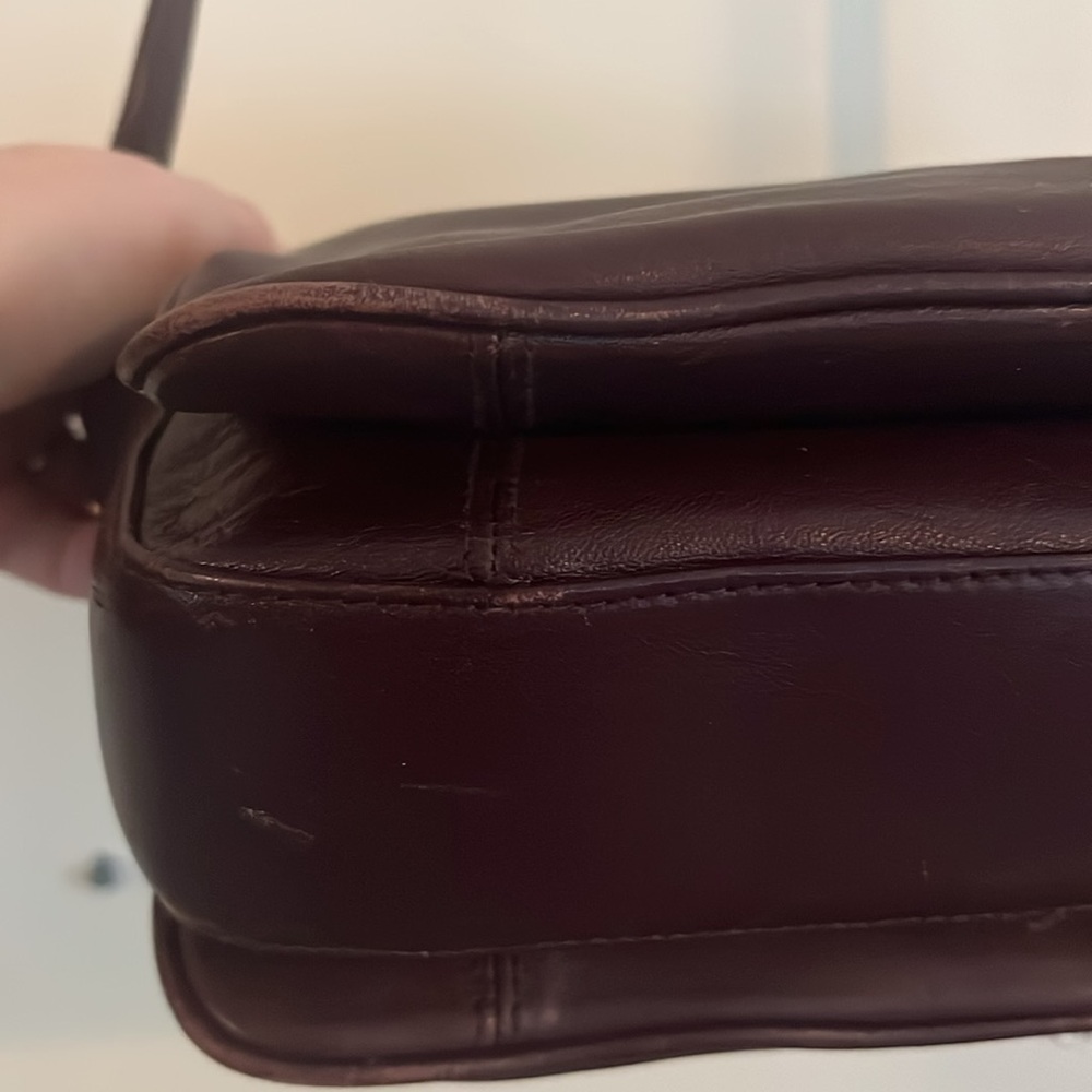 Vintage Etienne Aigner Classic Collection Purse Crossbody Dark Burgundy leather - Picture 7 of 16